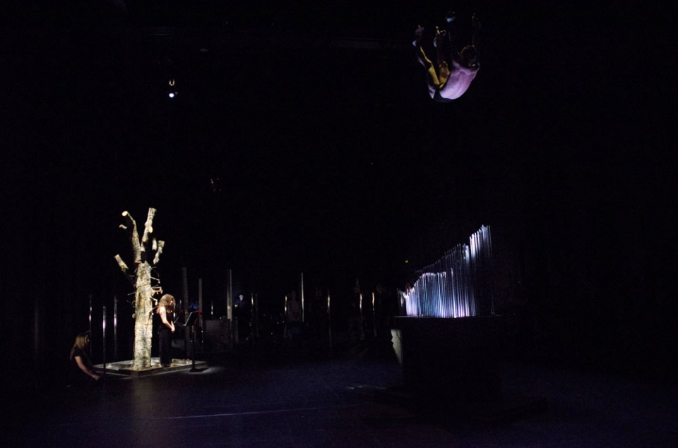 © Julie Semoroz - Théâtre du Grütli - Genève - 2011